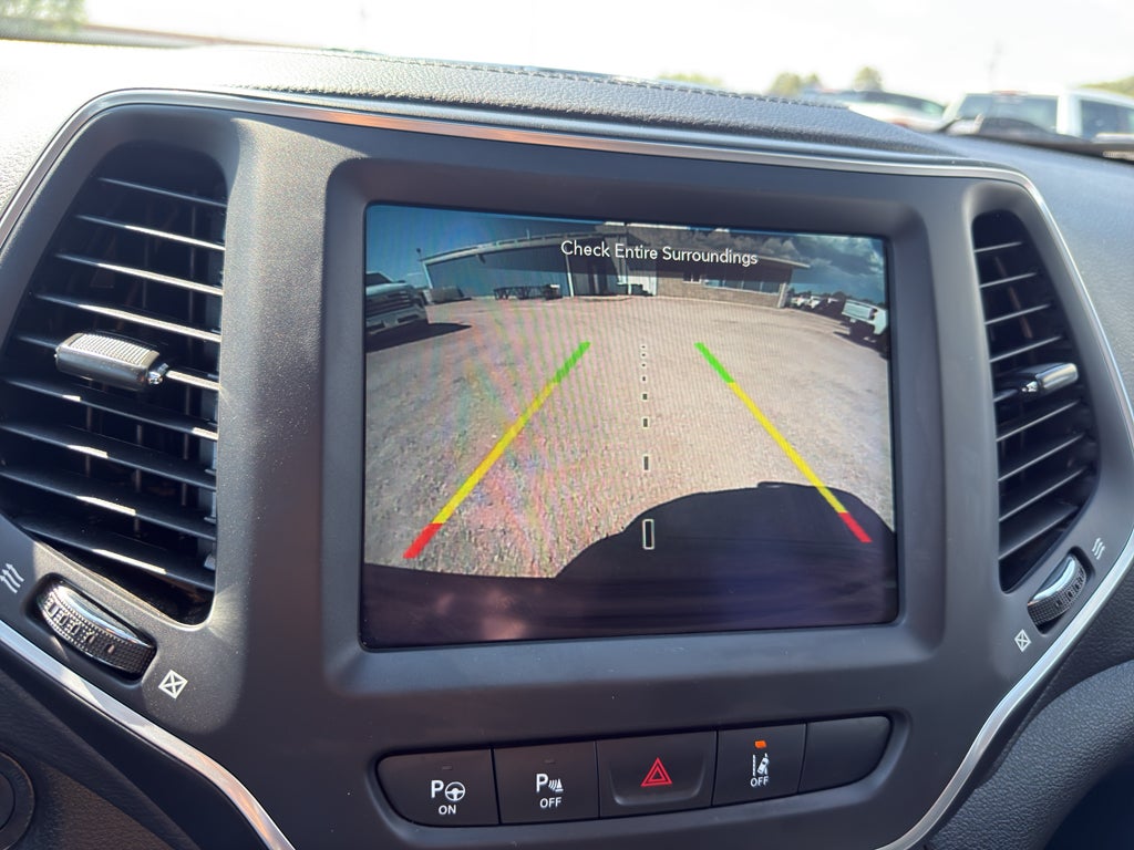 2023 Jeep Cherokee Altitude Lux