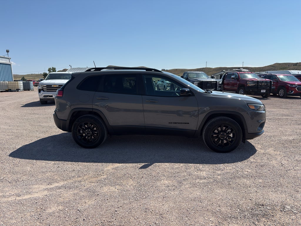 2023 Jeep Cherokee Altitude Lux