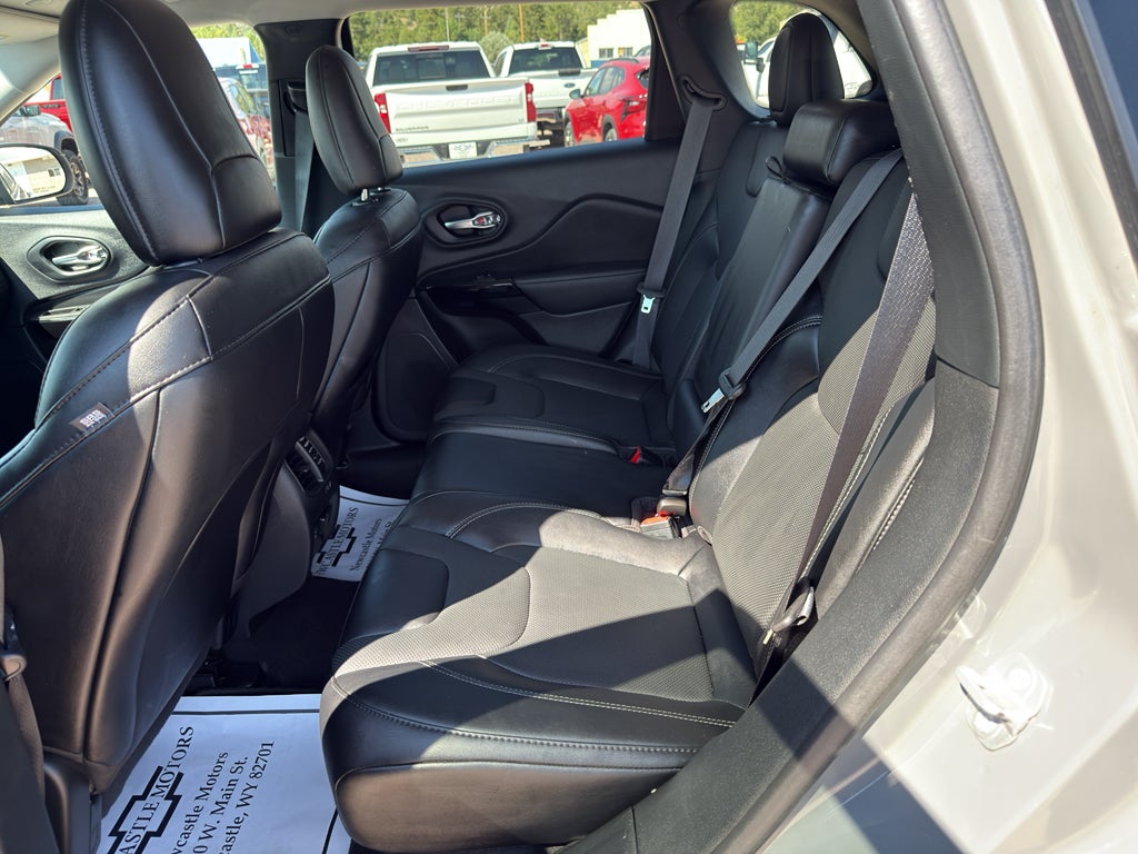 2023 Jeep Cherokee Altitude Lux
