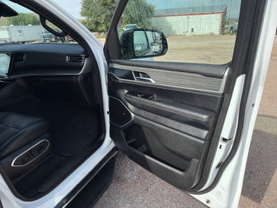 2023 Jeep Wagoneer Series III