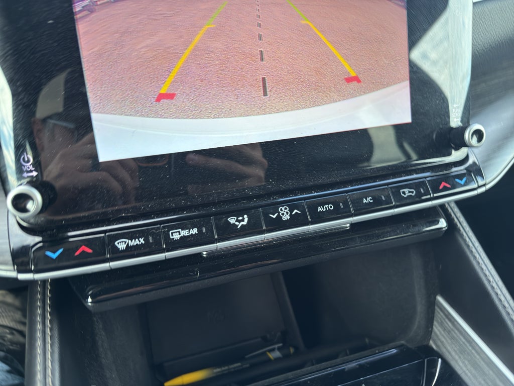 2023 Jeep Wagoneer Series III