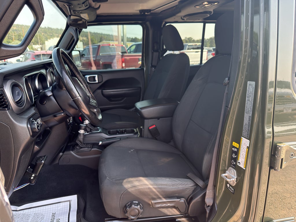 2022 Jeep Gladiator Sport S