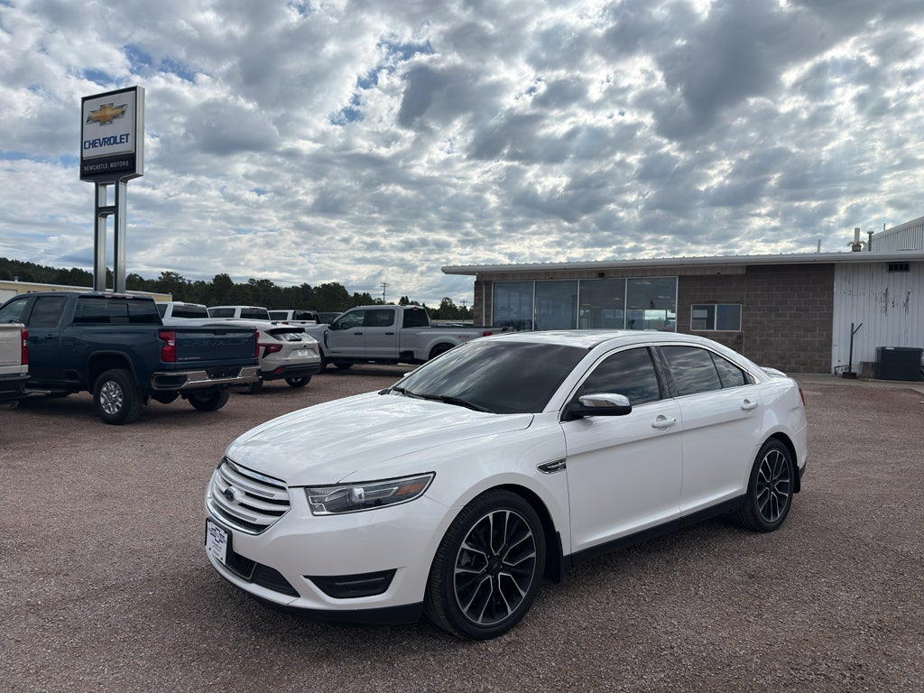 2019 Ford Taurus Limited