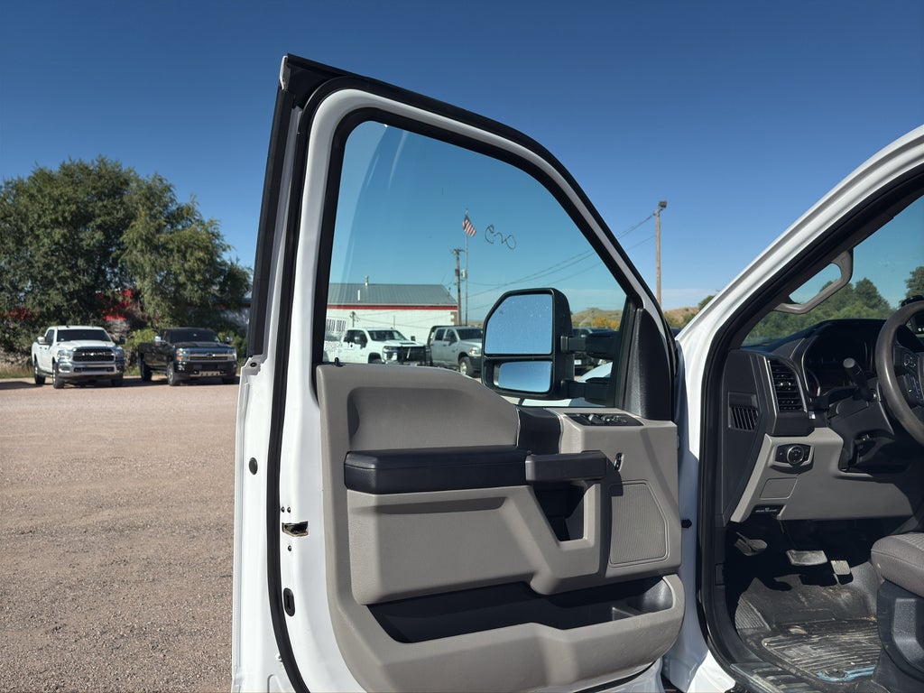 2020 Ford Super Duty F-550 DRW XL