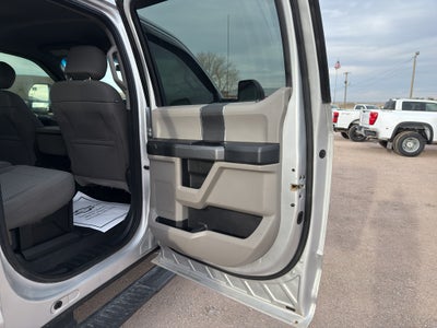 2017 Ford Super Duty F-350 DRW XLT