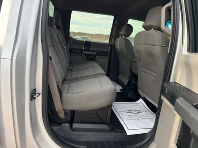 2017 Ford Super Duty F-350 DRW XLT