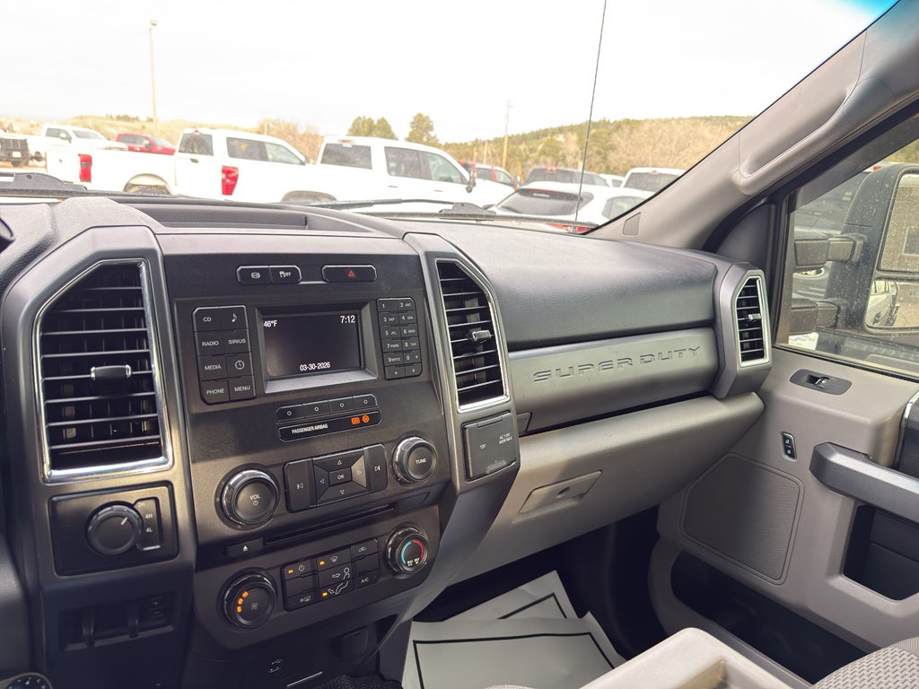 2017 Ford Super Duty F-350 DRW XLT