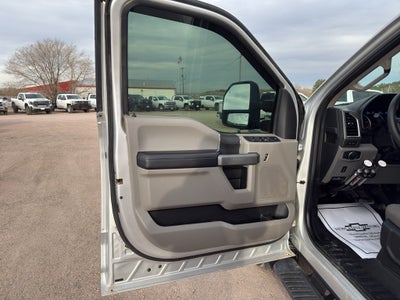 2017 Ford Super Duty F-350 DRW XLT