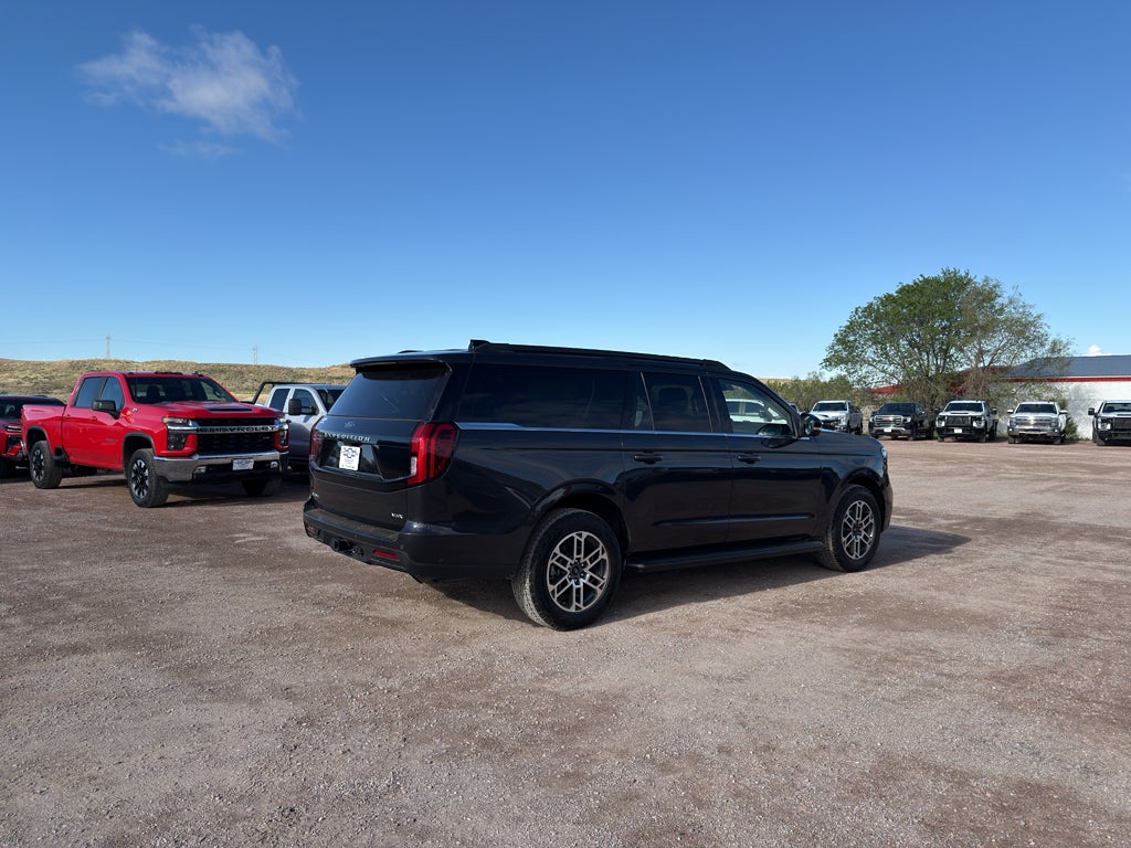 2025 Ford Expedition Max Active