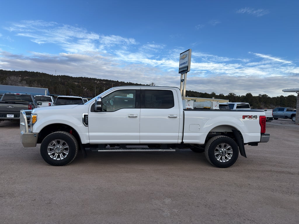 2017 Ford Super Duty F-250 SRW Lariat