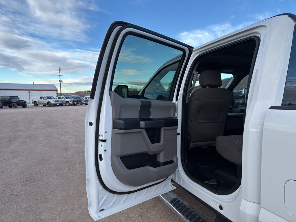 2017 Ford Super Duty F-250 SRW Lariat