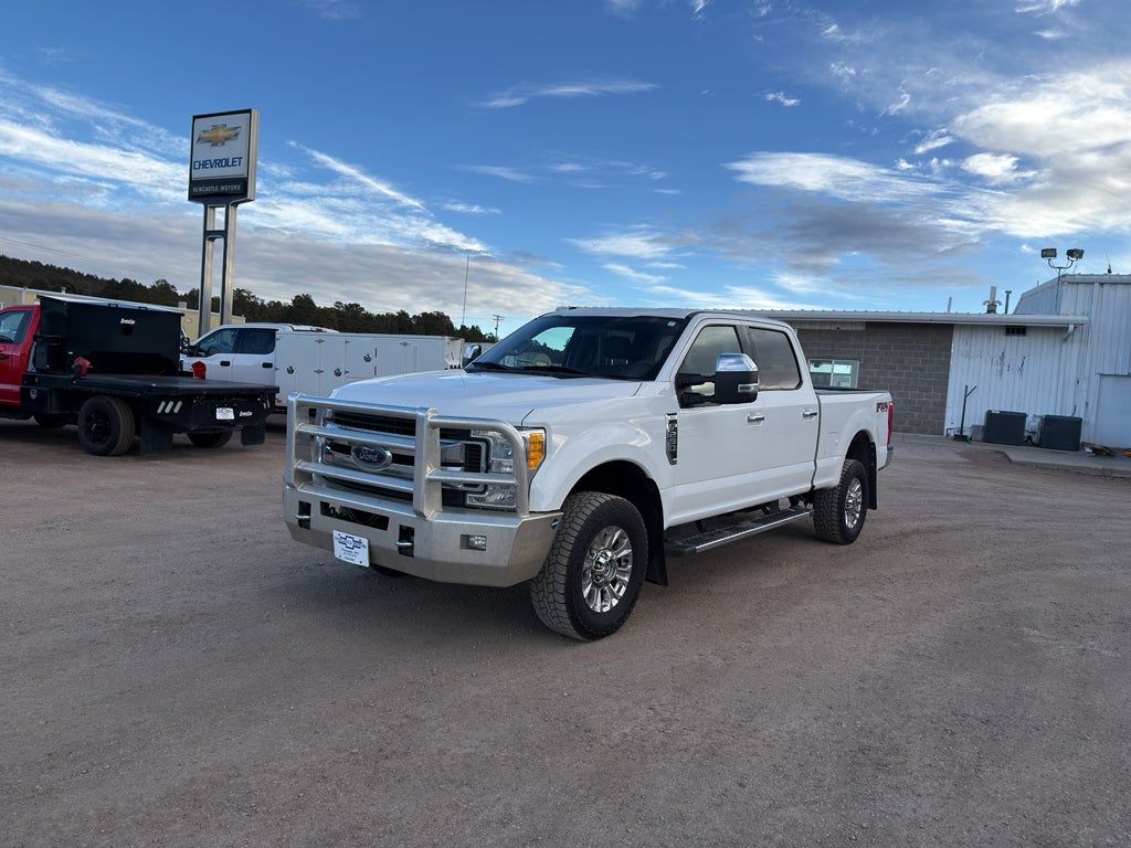 2017 Ford Super Duty F-250 SRW Lariat