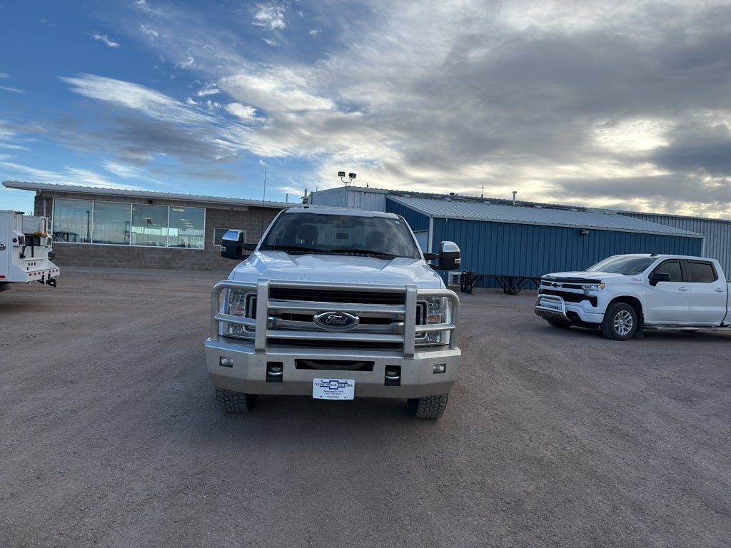 2017 Ford Super Duty F-250 SRW Lariat