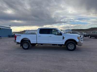 2017 Ford Super Duty F-250 SRW Lariat