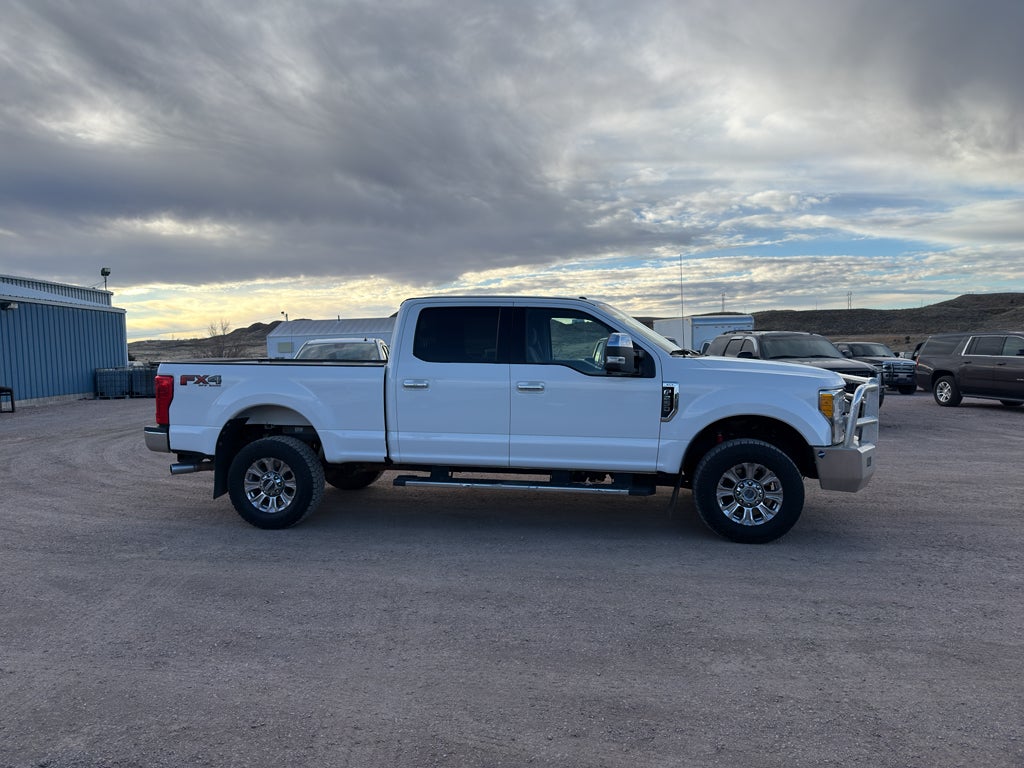 2017 Ford Super Duty F-250 SRW Lariat