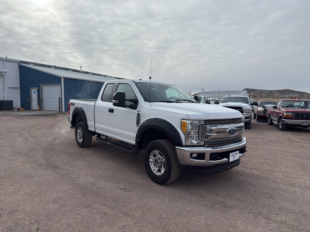 2017 Ford Super Duty F-250 SRW XLT