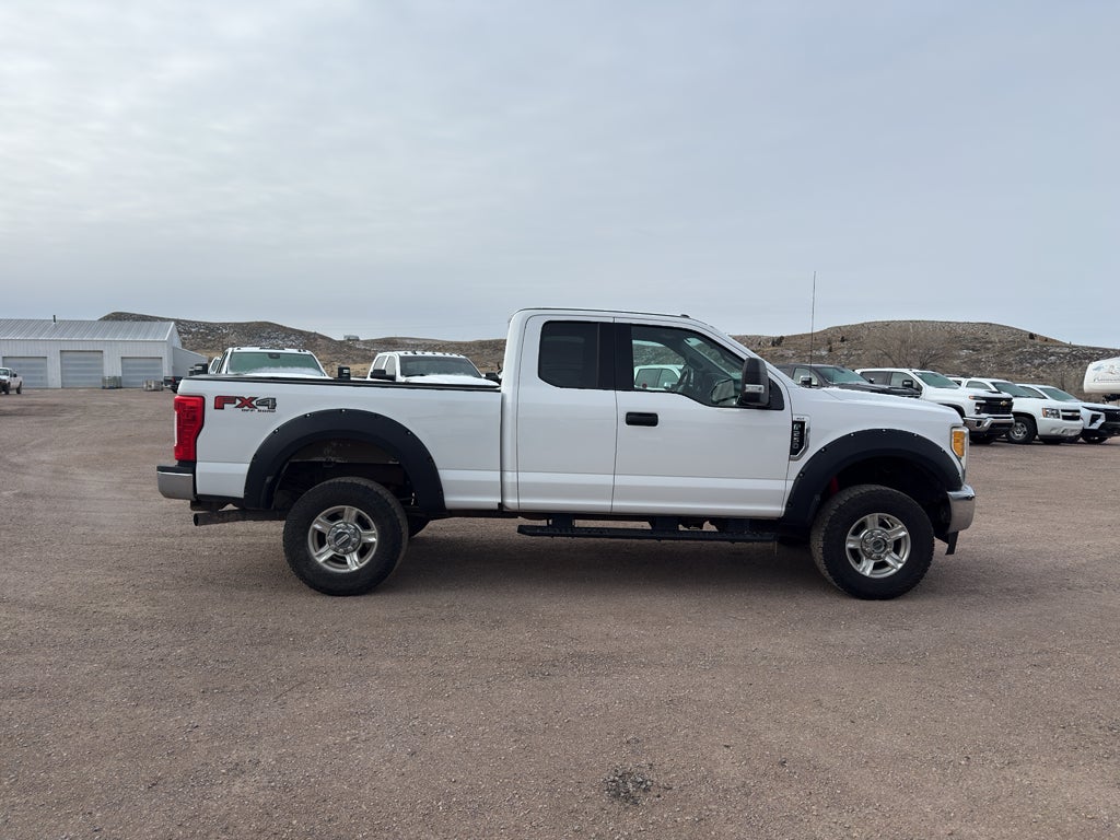 2017 Ford Super Duty F-250 SRW XLT