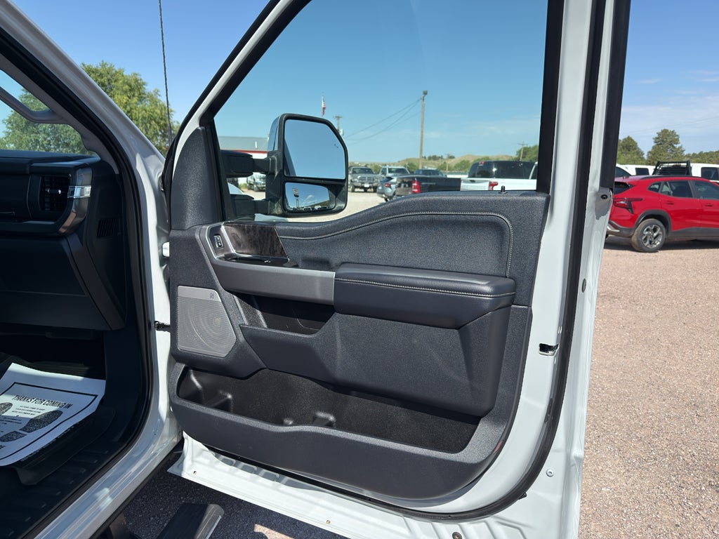 2025 Ford Super Duty F-350 SRW XL