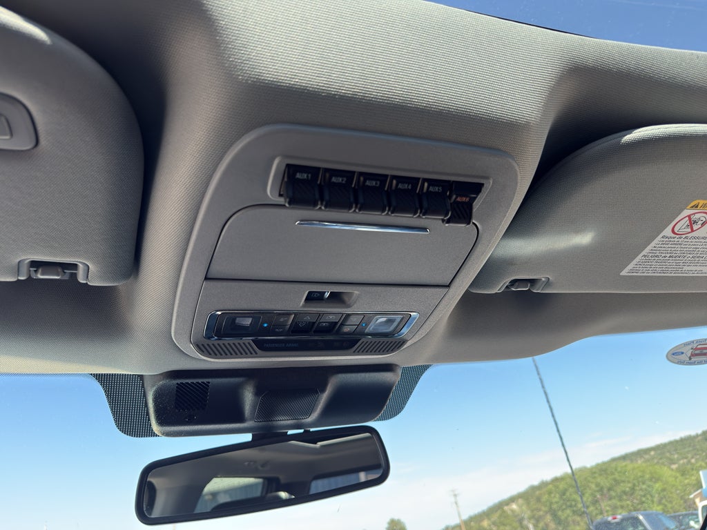 2025 Ford Super Duty F-350 SRW XL