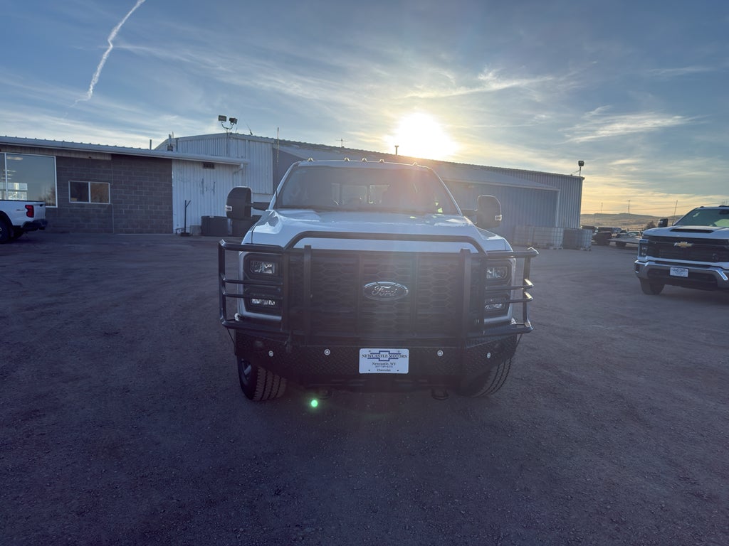 2024 Ford Super Duty F-350 SRW XL