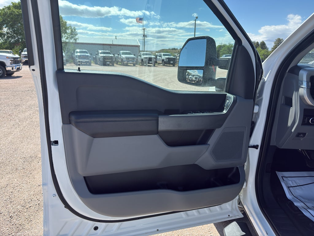 2023 Ford Super Duty F-350 SRW XL