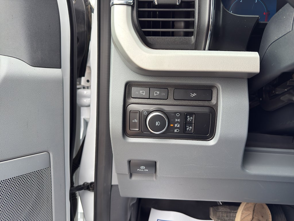 2024 Ford Super Duty F-350 SRW XL