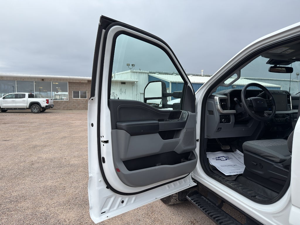 2024 Ford Super Duty F-350 SRW XL