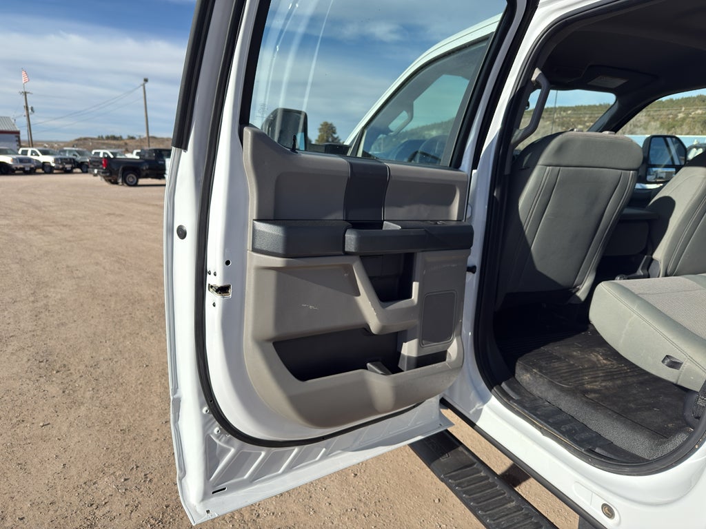 2022 Ford Super Duty F-350 SRW XL