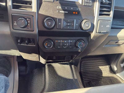 2022 Ford Super Duty F-350 SRW XL