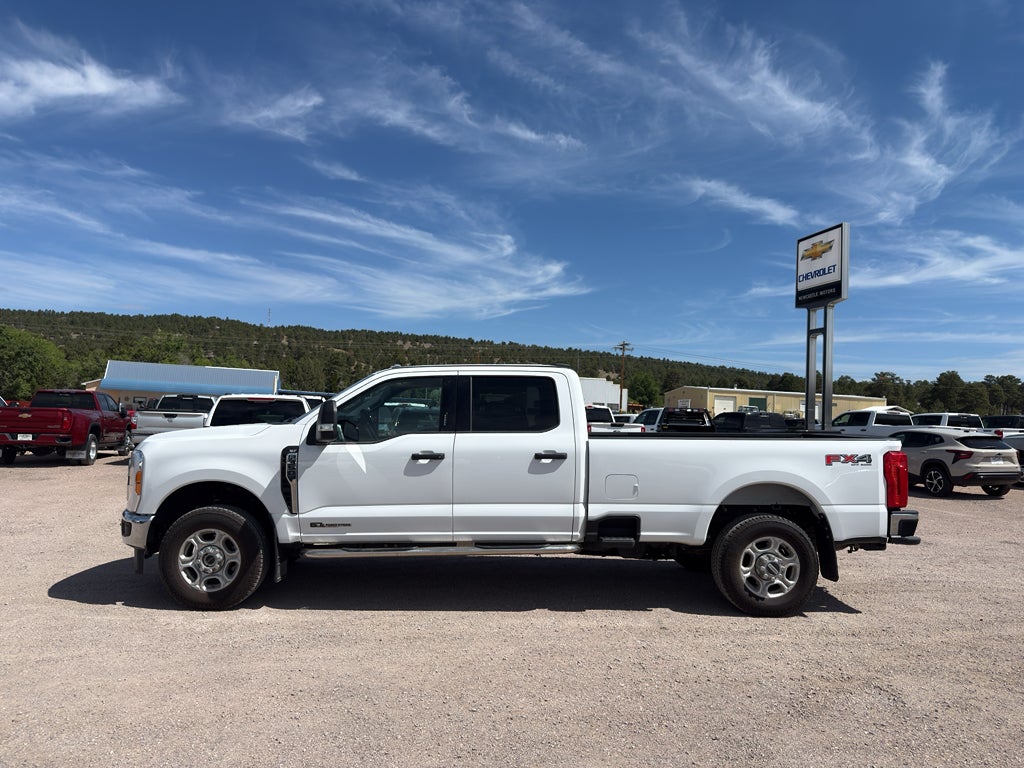 2023 Ford Super Duty F-350 SRW XL