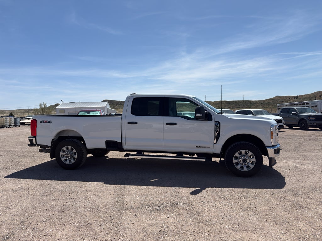 2024 Ford Super Duty F-350 SRW XL