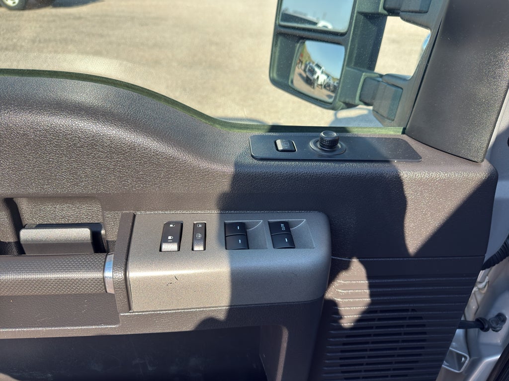 2012 Ford Super Duty F-350 SRW XL