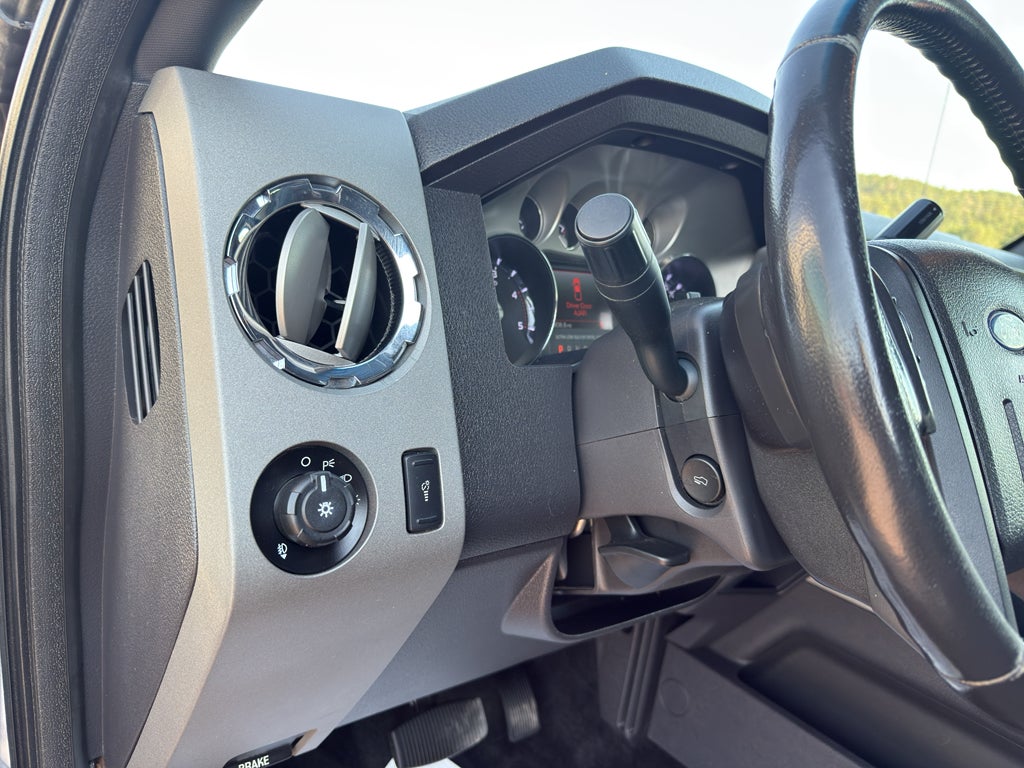 2012 Ford Super Duty F-350 SRW XL