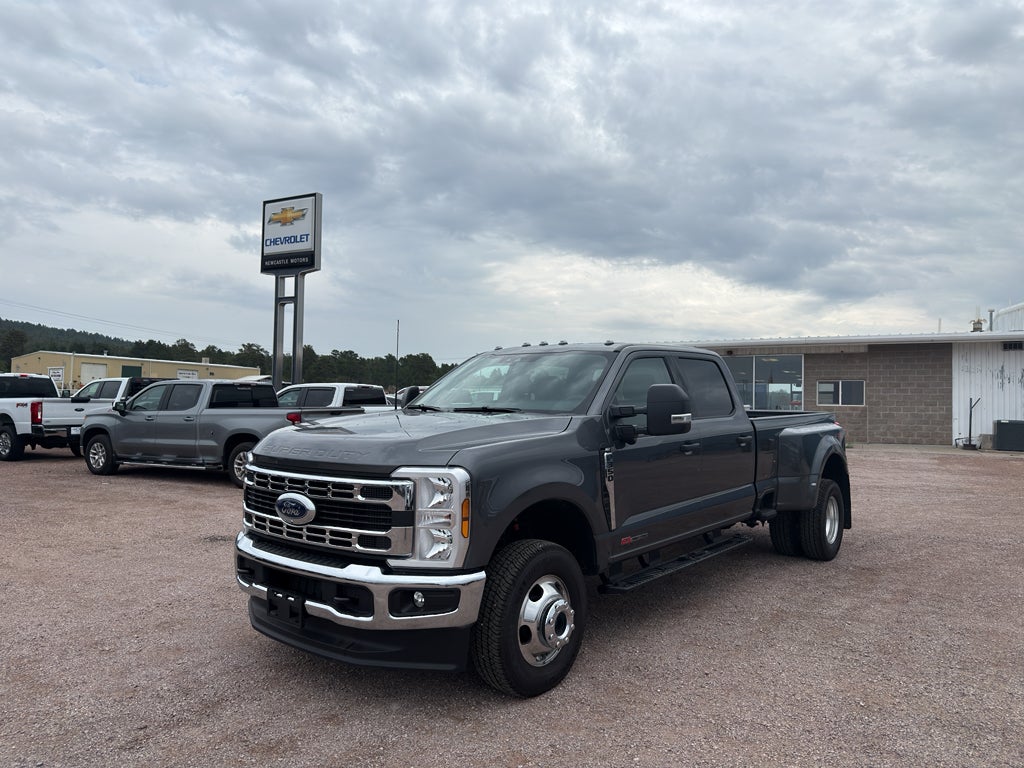 2026 Ford Super Duty F-350 DRW XL