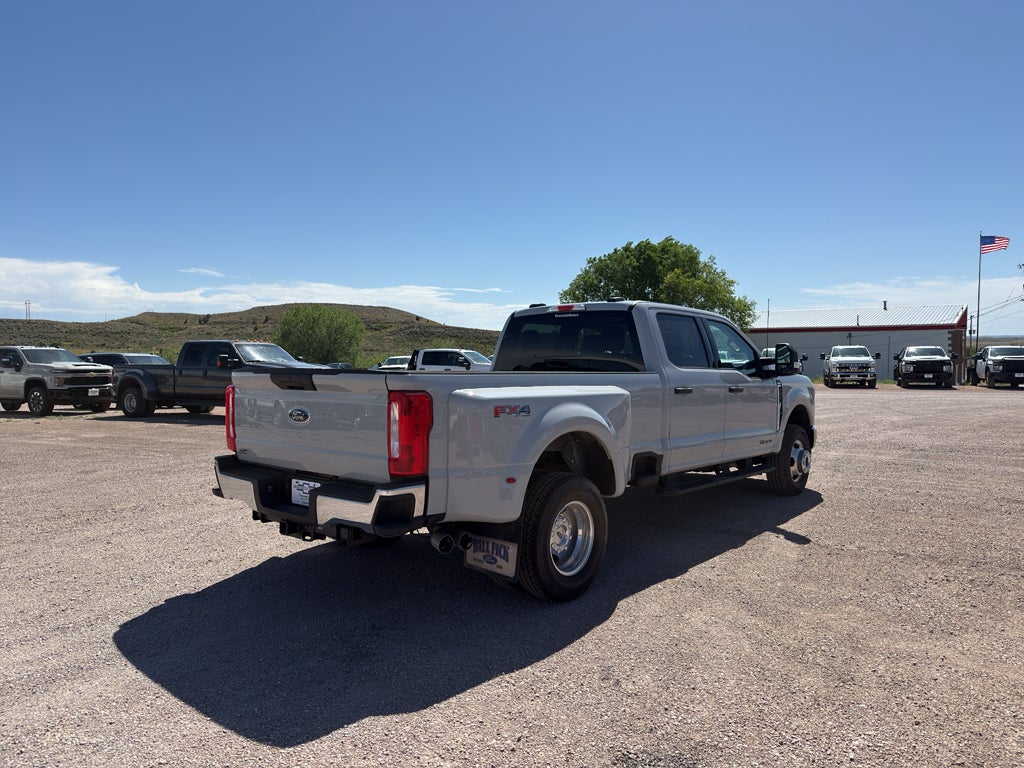 2026 Ford Super Duty F-350 DRW XL