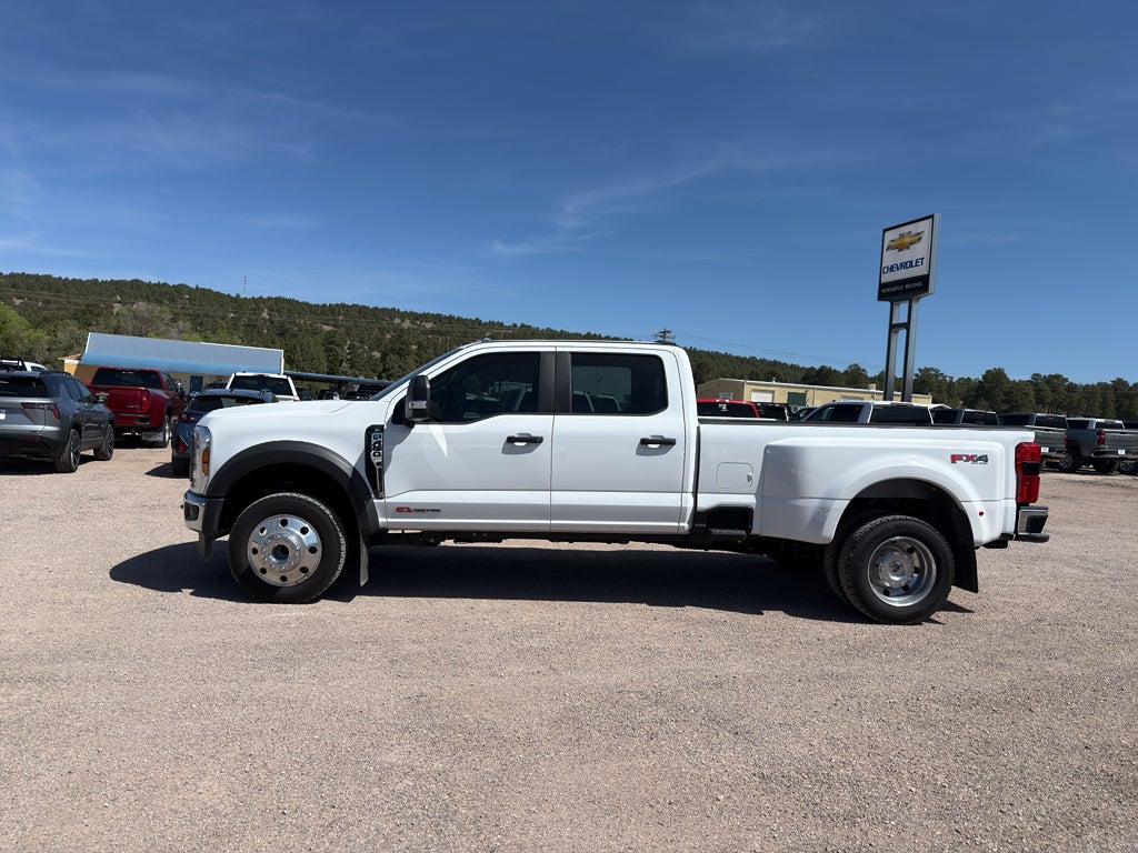 2026 Ford F-450 XL 4x4 Crew Cab 8' Box DRW's photo