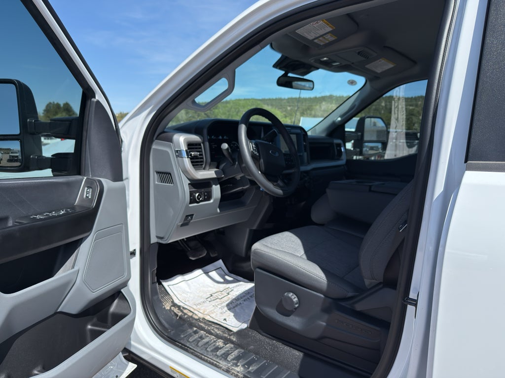 2026 Ford Super Duty F-450 DRW XL