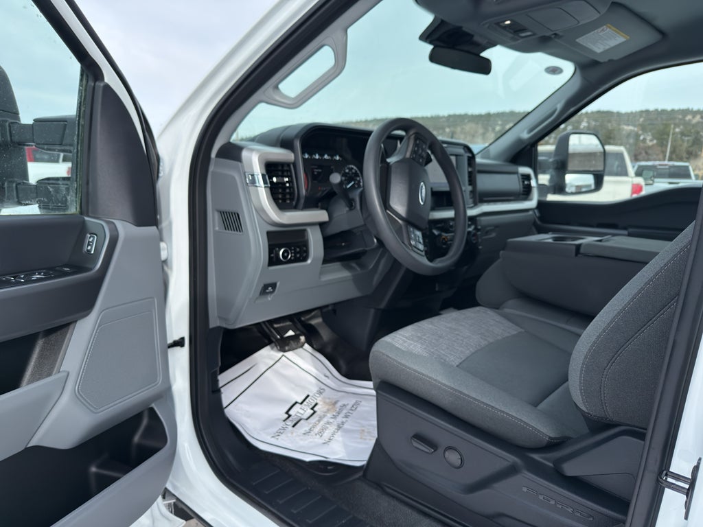 2025 Ford Super Duty F-250 SRW XL