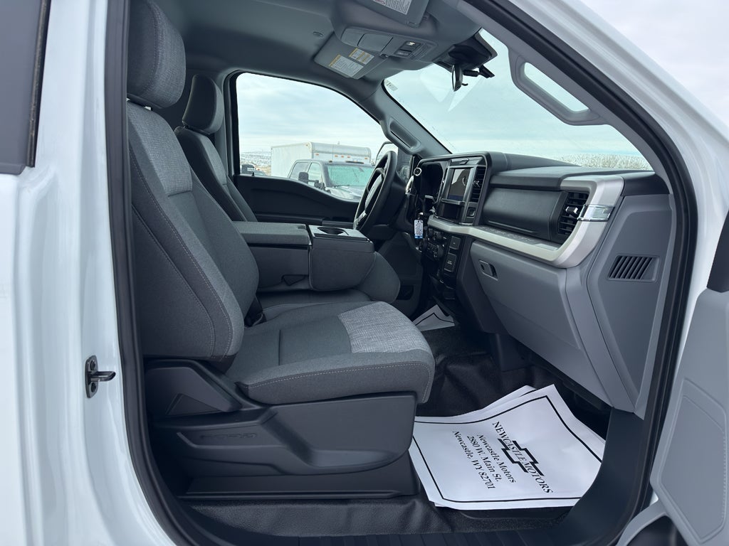 2025 Ford Super Duty F-250 SRW XL