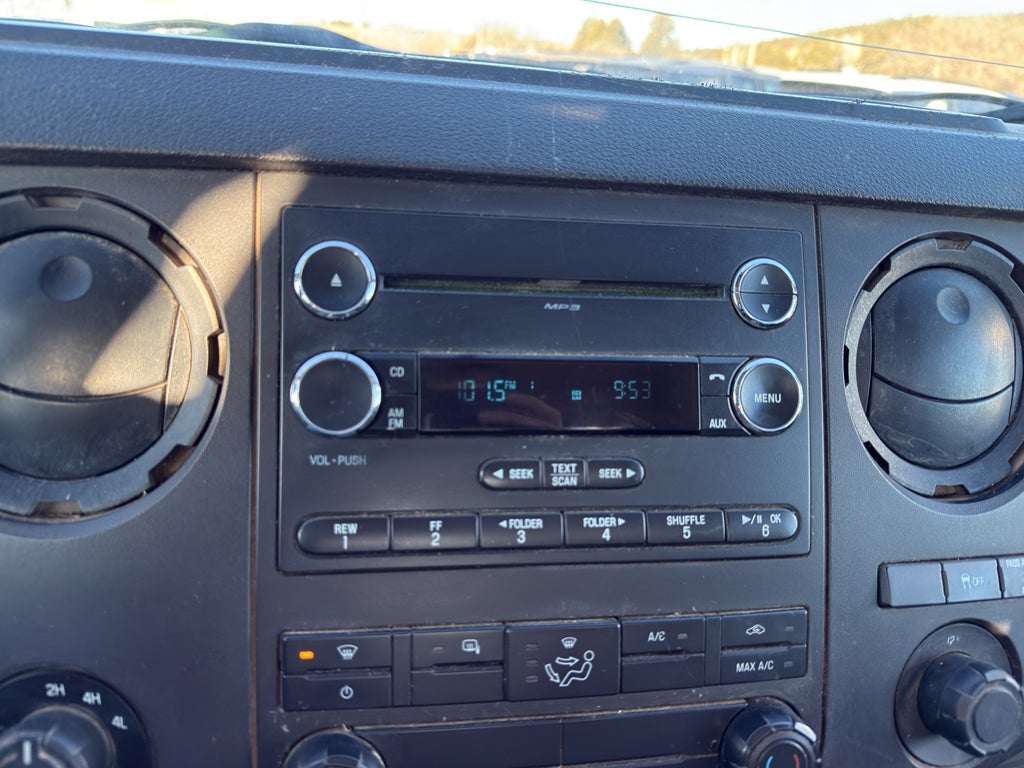 2015 Ford Super Duty F-350 SRW XL