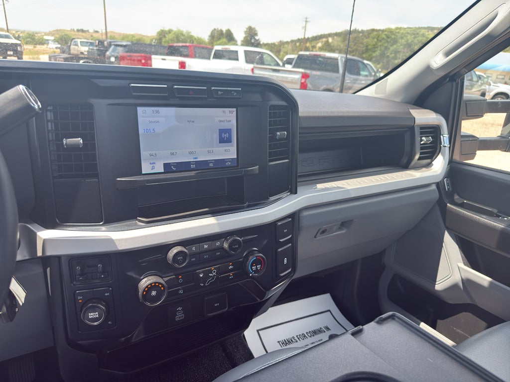 2024 Ford Super Duty F-350 DRW XLT