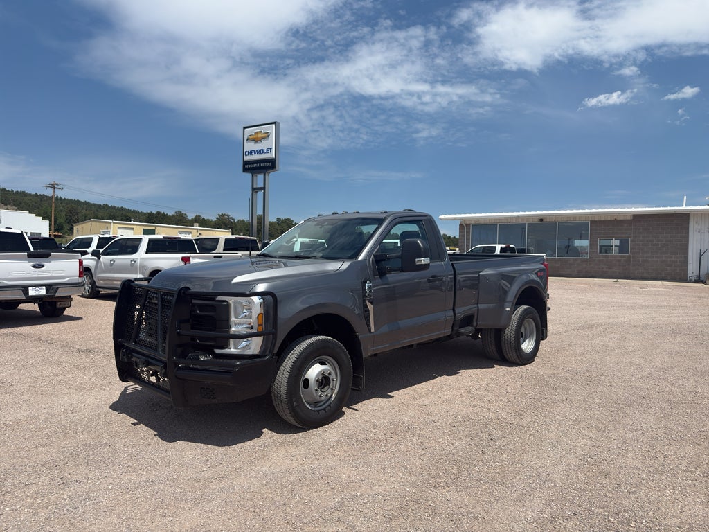 2024 Ford Super Duty F-350 DRW XLT