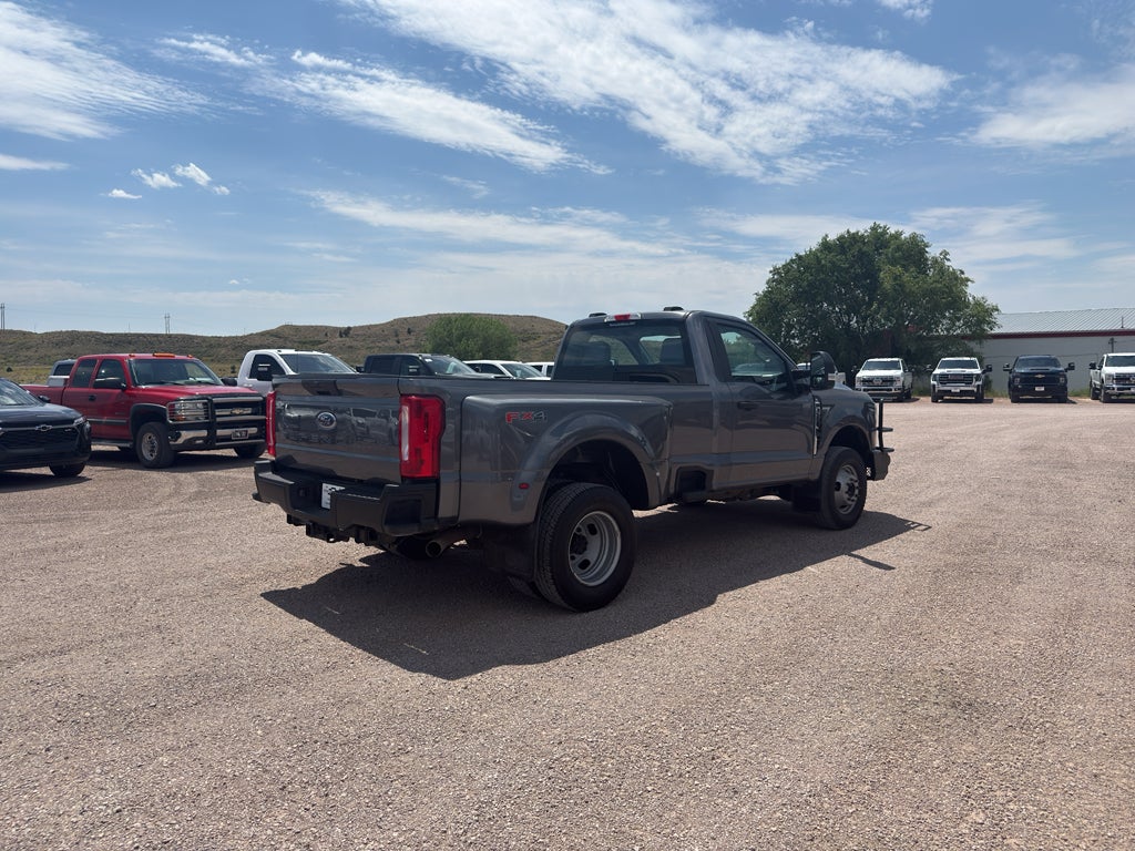 2024 Ford Super Duty F-350 DRW XLT