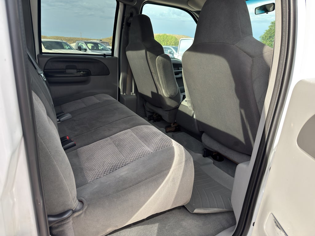 2003 Ford Super Duty F-350 SRW XL