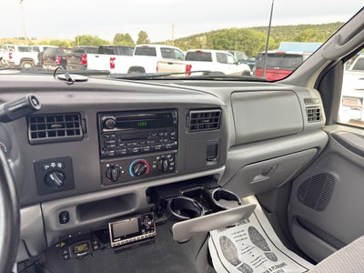 2003 Ford Super Duty F-350 SRW XL