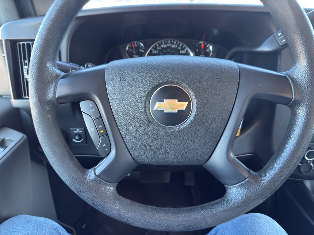 2013 Chevrolet Express Cutaway 3500 Base