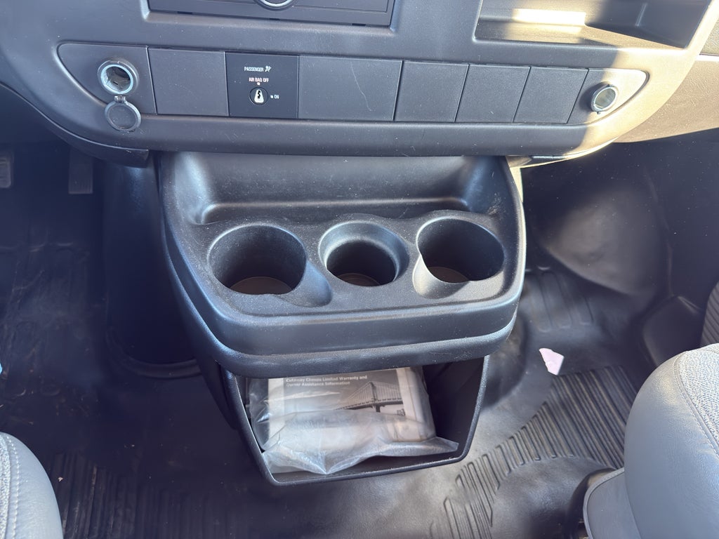 2013 Chevrolet Express Cutaway 3500 Base