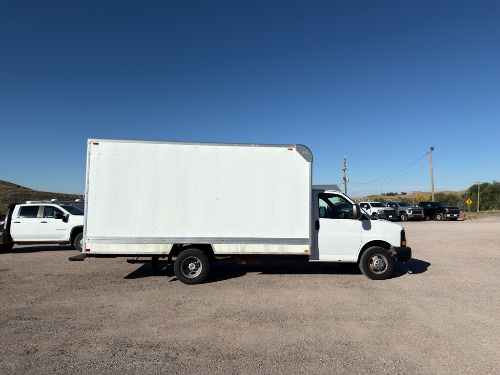 2013 Chevrolet Express Cutaway 3500 Base