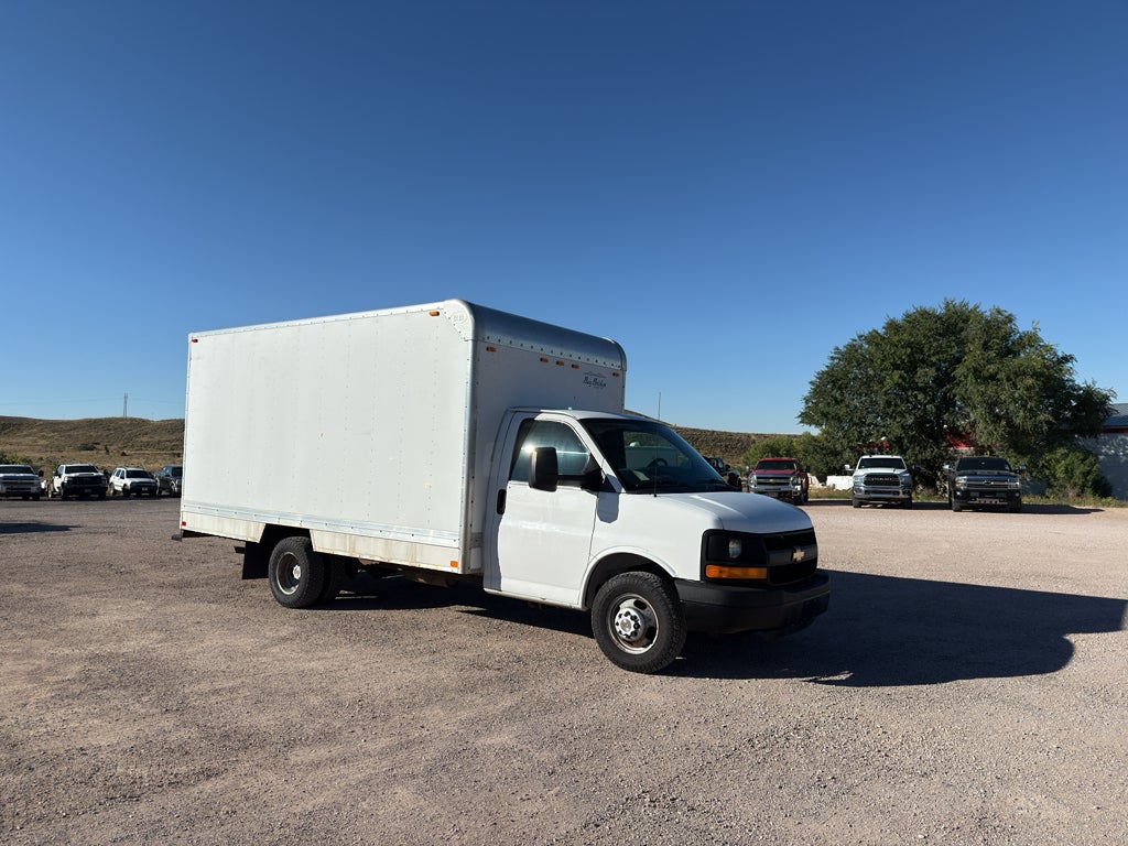 2013 Chevrolet Express Cutaway 3500 Base