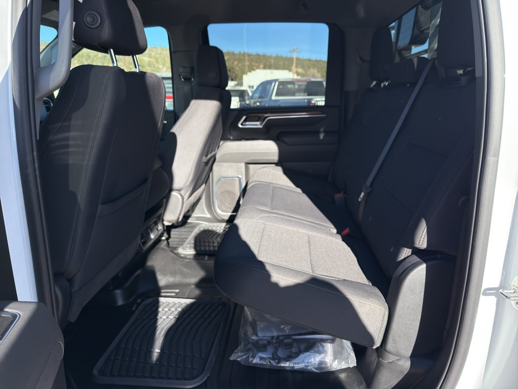 2025 Chevrolet Silverado 3500 HD Chassis Cab LT